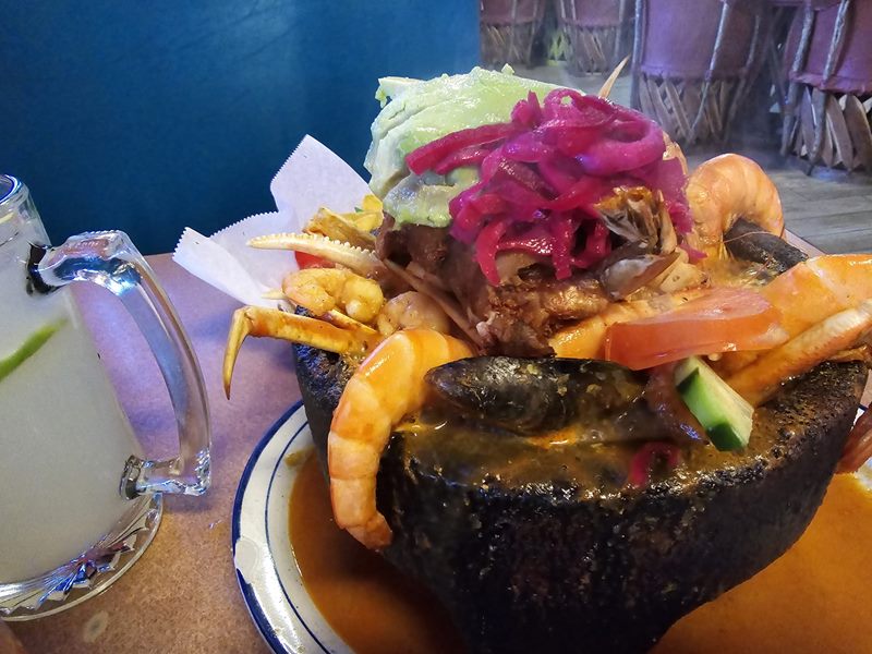Mariscos Las Islitas interior
